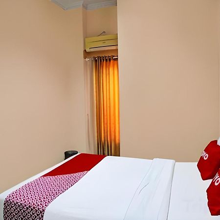 Hotel O Medan City Near Lapangan Benteng Formerly Ralica Residence Zewnętrze zdjęcie