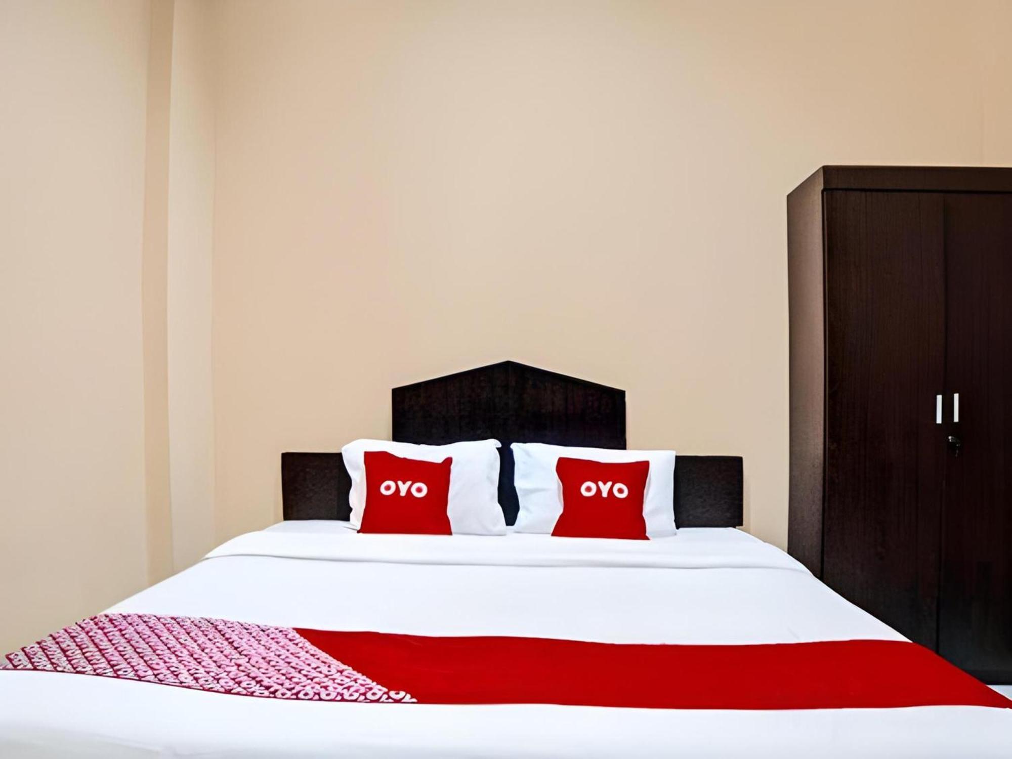 Hotel O Medan City Near Lapangan Benteng Formerly Ralica Residence Zewnętrze zdjęcie