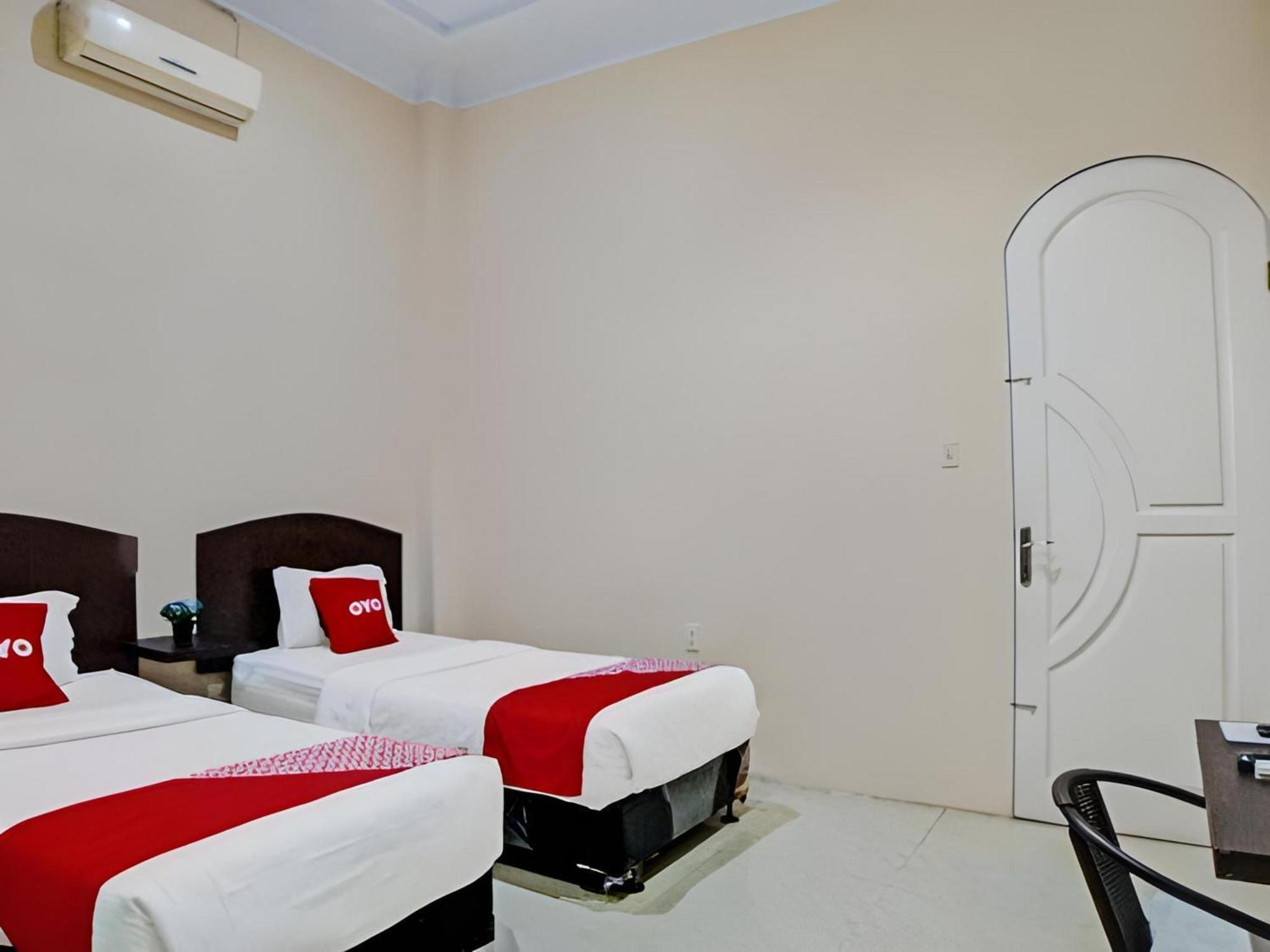 Hotel O Medan City Near Lapangan Benteng Formerly Ralica Residence Zewnętrze zdjęcie